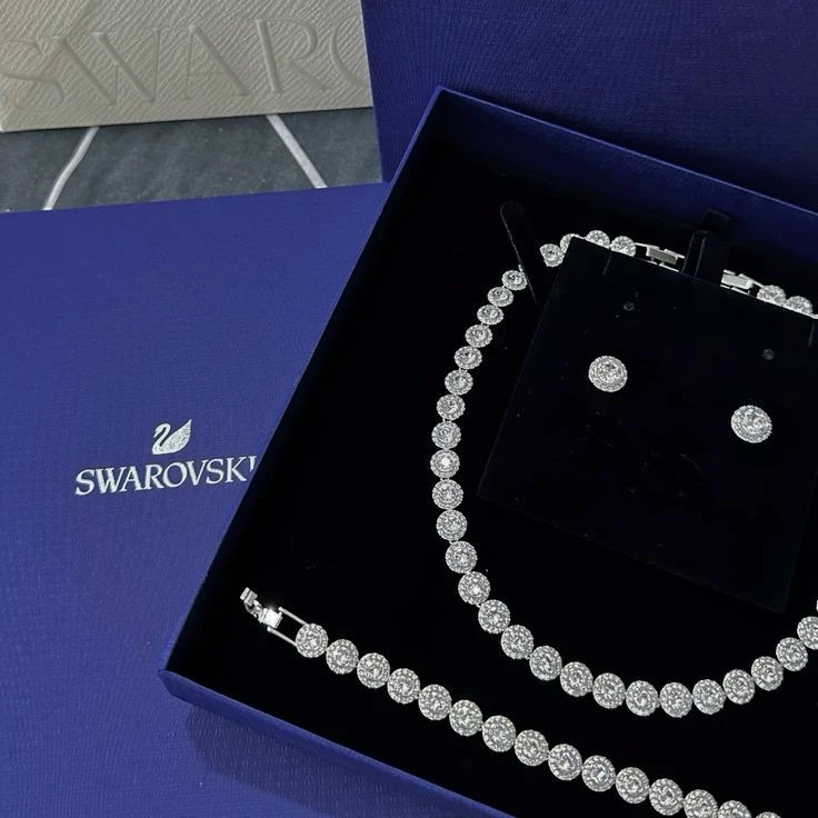 Set Swarovski Angelic's foto | Caro Silver |  BizneCubano